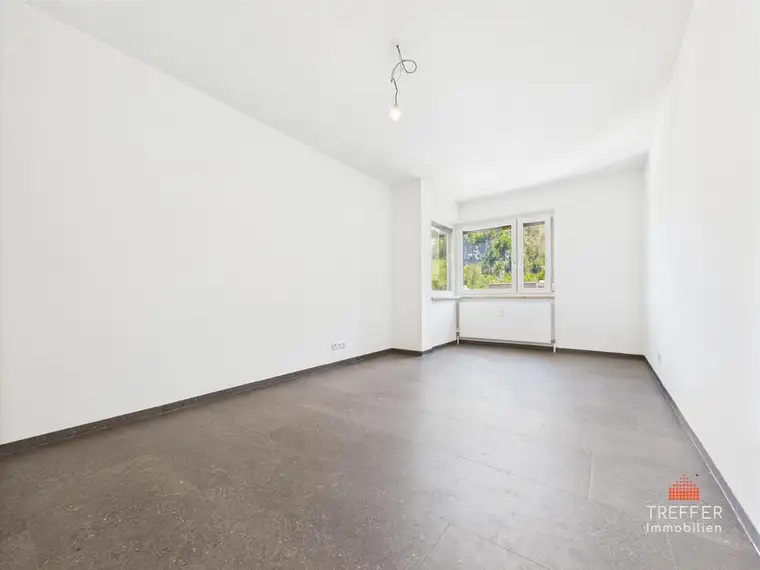 Erstbezug nach Kernsanierung: 2-Zimmer Wohnung in bester Lage