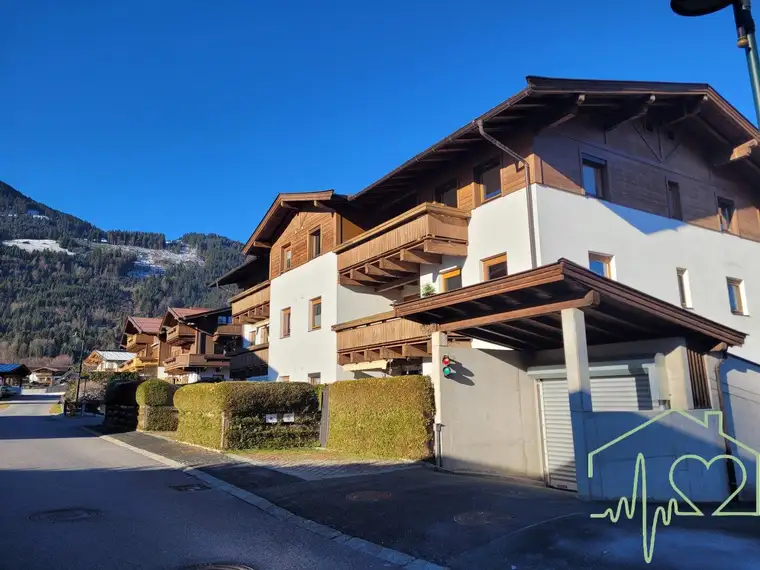 Traumwohnung in Reith bei Kitzbühel: 4 Zimmer mit Südbalkon &amp; Garage!