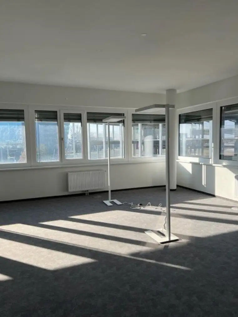 Bezugsfertige Bürofläche ab ca. 500m² im Innovation Hub TwentyOne zu mieten