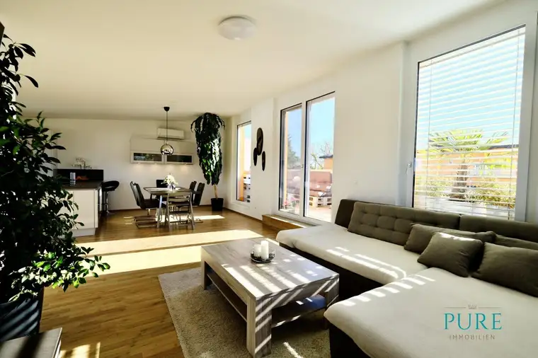 EXKLUSIV &amp; STYLISH - Großzügige Terrassenwohnung mit tollem Raumkonzept &amp; stilvollem Interieur! RESERVIERT!