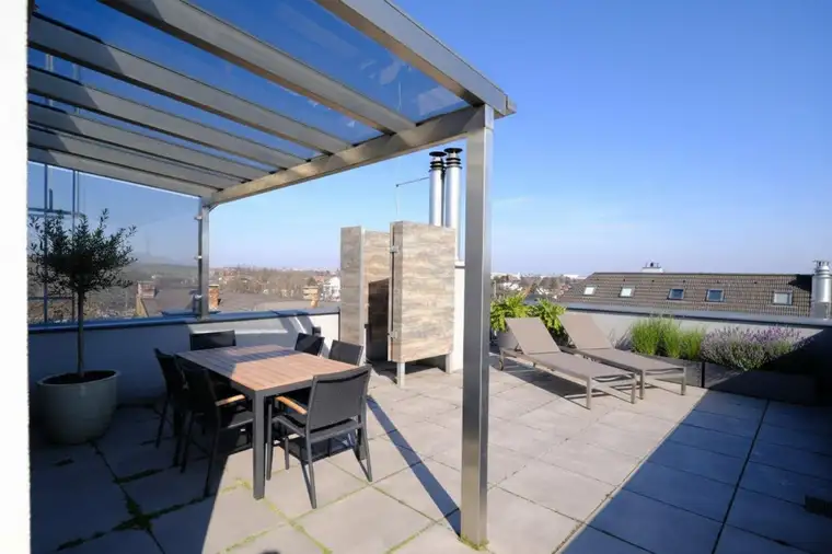 STYLISH &amp; CHIC - EXKLUSIVE Dachterrassenwohnung im stilvollen Design! TOP ANBINDUNG!