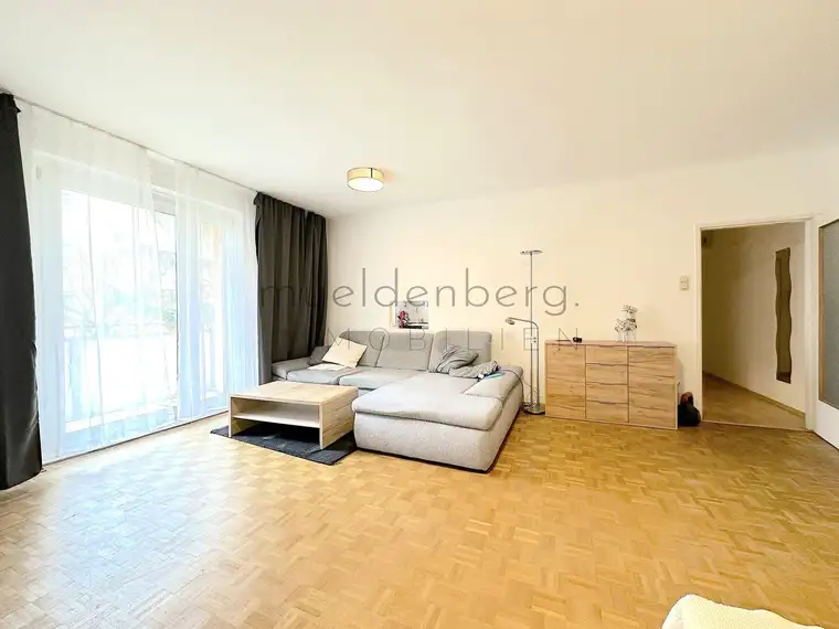 Schöne 1 Zimmer Wohnung mit Balkon nahe Felmayergarten