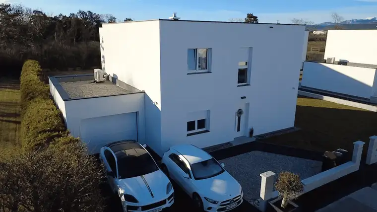Einfamilienhäuser mit Garage auf Eigengrund in TOP Lage *SCHLÜSSELFERTIG*
