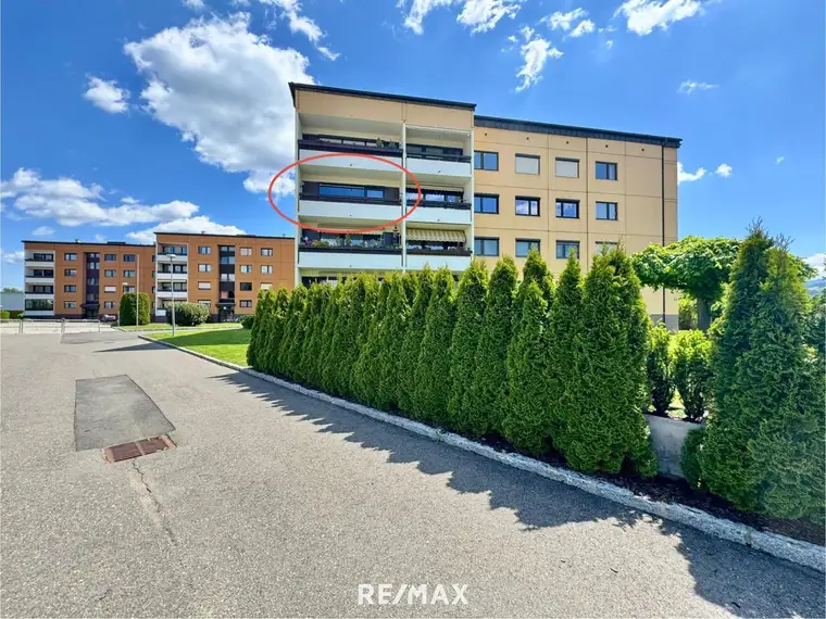 3-Zimmer-Eigentumswohnung mit Loggia und Garage