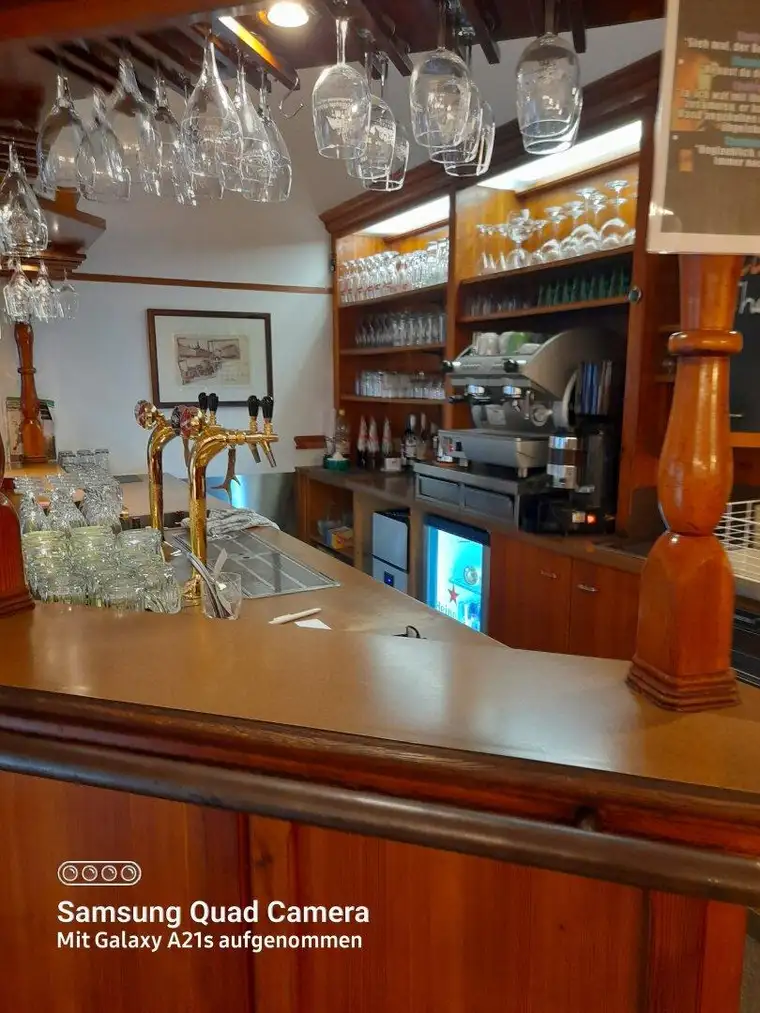 Gutbürgerliches Alt Wiener Gasthaus in 1140 Wien - Perfekte Location für Ihr Restaurant!
