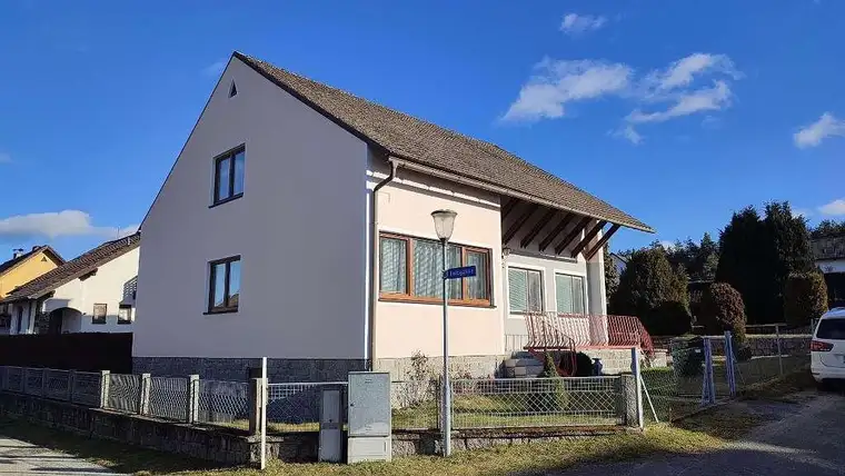 Renoviertes Haus mit 1.000 m² Garten in Alt-Nagelberg
