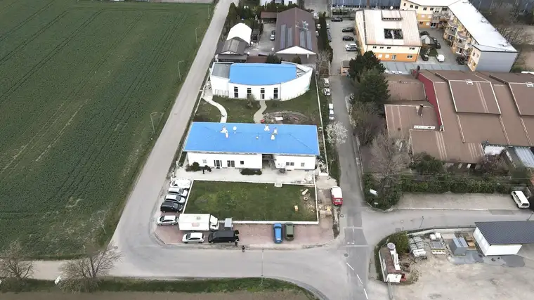 TOP BETRIEBSGELÄNDE ZUR VIELFÄLTIGEN NUTZUNG IN GERASDORF BEI WIEN