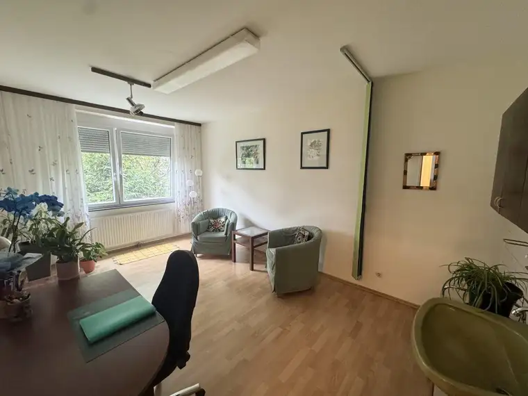 HELLE 4-ZIMMER WOHNUNG MIT LOGGIA | 21. Bezirk