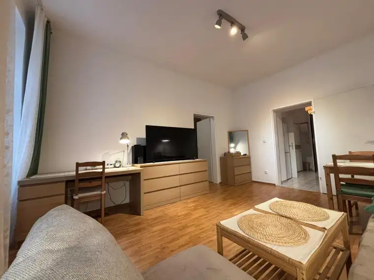 Sehr gepflegte 2 Zimmer-Wohnung in top Lage