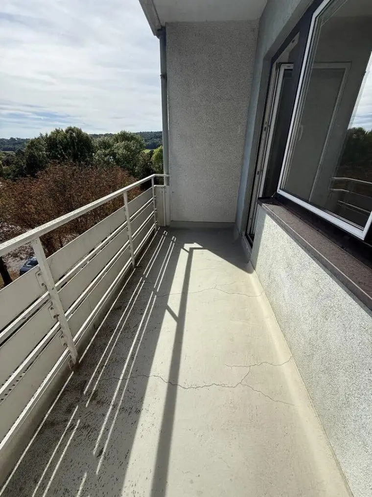 ***WOHNEN MIT KOMFORT - 4 ZIMMER, BALKON, GARAGE***