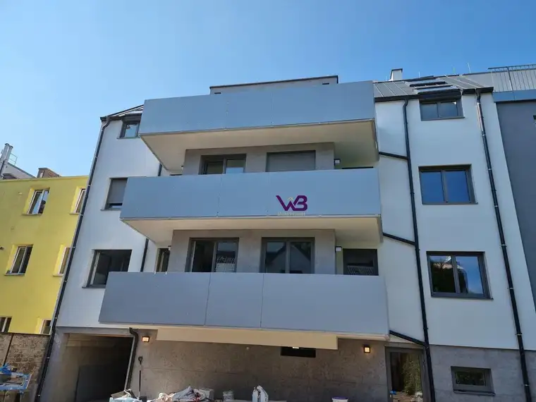 2 Zimmer Neubau mit Terrasse!