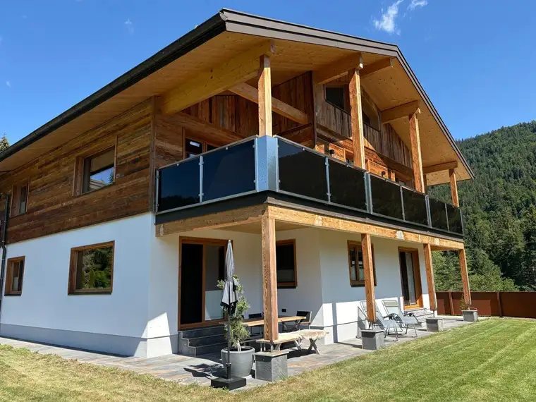 Luxuswohnung im Alpinen Style am Weissensee
