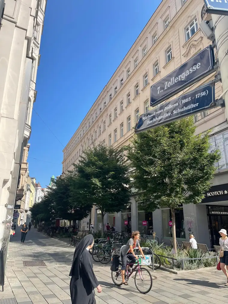 Urbanes Wohnen - moderne und ruhige 3 Zimmer-Wohnung mit Garagenplatz provisionsfrei vom Eigentümer