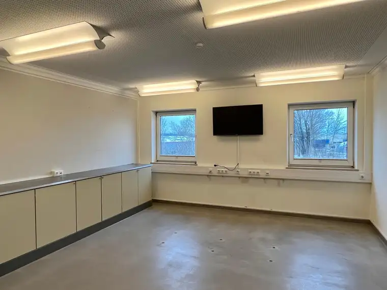 Provisionsfrei kleines Büro zu vermieten