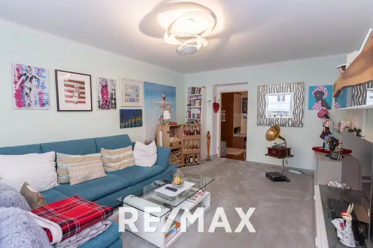 Gemütliche 3-Zimmer Wohnung mit Loggia - 93 m²