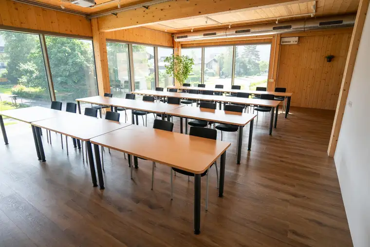 MODERNE BÜRO- &amp; LAGERFLÄCHE IN EBEN - IDEAL FÜR KLEINUNTERNEHMEN &amp; START-UPS!