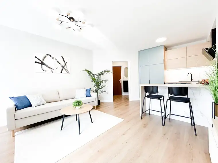 Ihr neues Zuhause in Margareten – renovierte 2-Zimmer-Wohnung mit Loggia inklusive Möblierung