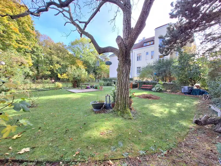 TOP-Anlage oder wunderschönes Eigenheim: flexibel nutzbare Zinsvilla mit prachtvollem Garten bei Schönbrunn
