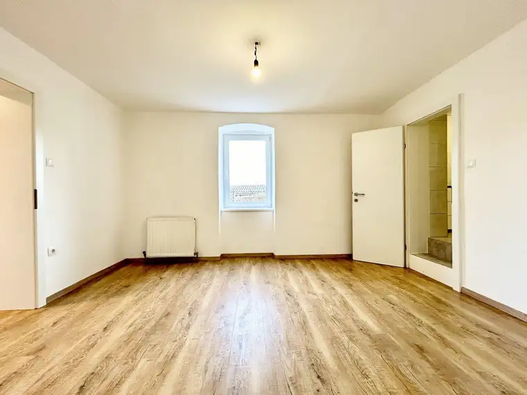 Wohntraum mit Küche und 2,5 Zimmer im Zentrum von Steyr