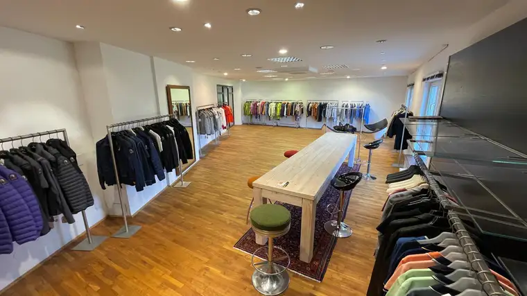 Klimatisiertes Büro 95 m² mit Personen- und Lastenaufzug in Salzburg