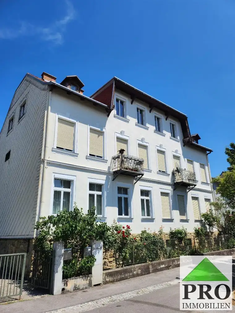 Sonnige ruhige Dachgeschosswohnung mit Kahlenberg-Blick und Gartenanteil auf Leibrente in Langenzersdorf