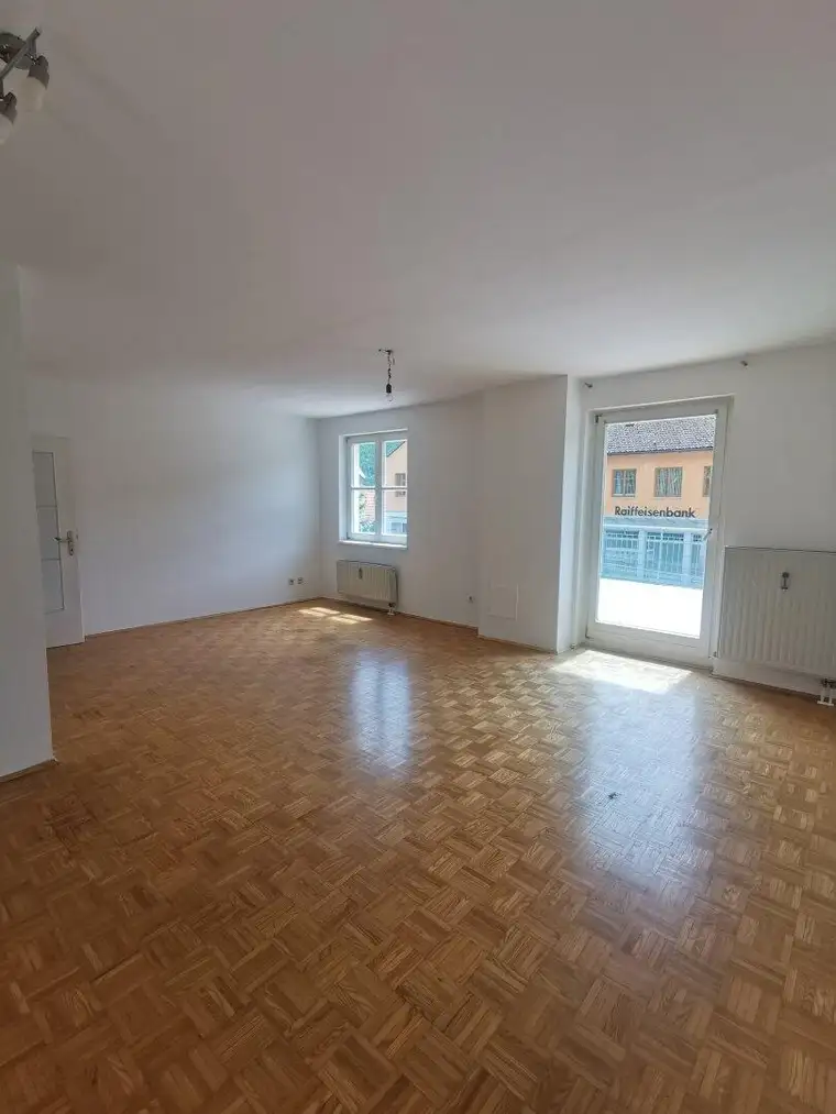 neu sanierte Wohnung mit großer Dachterasse in Mautern