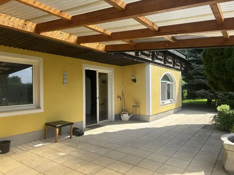 2-Zimmer-Erdgeschosswohnung mit großem Garten in Eberstalzell!