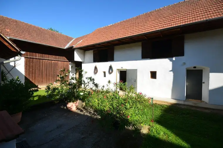 EINFAMILIENHAUS - ehemaliges BAUERNHAUS im Ortsverbund