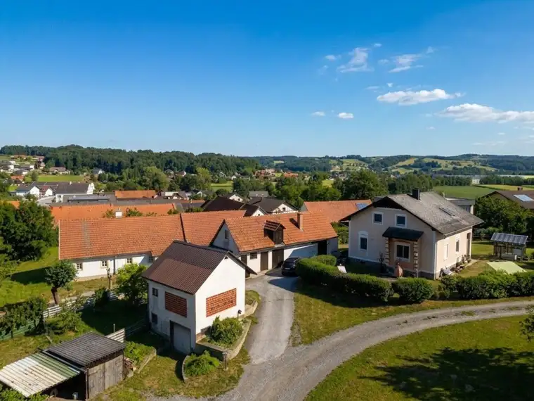 Historische Liegenschaft I Schlossblick I 2.227 m² Baugrund I Steirische Thermenregion