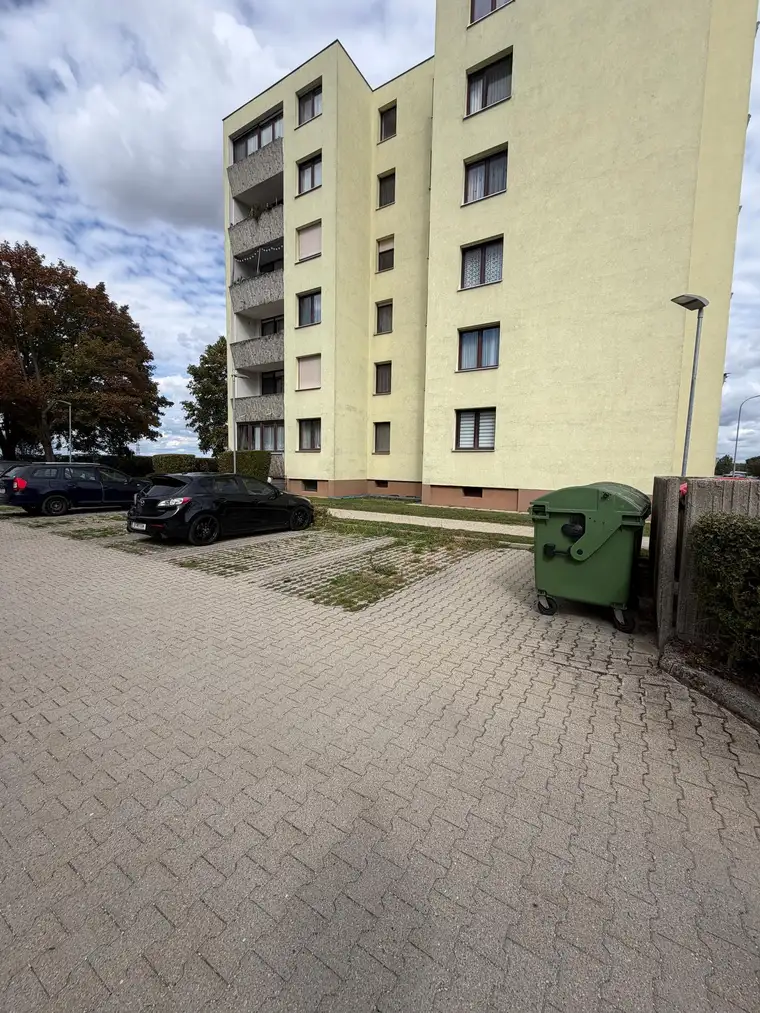 Wohntraum in Gänserndorf - großzügige 3-Zimmer-Wohnung mit Loggia