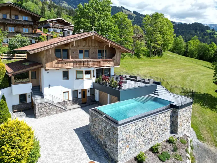 Ing. Sandro Anibas, Anibas Immobilien