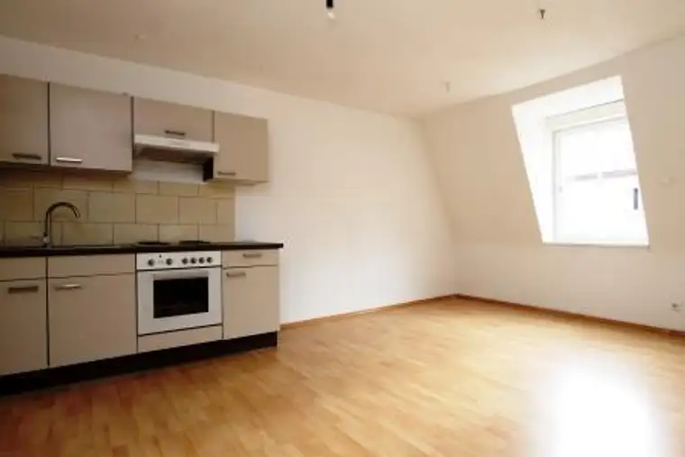 Wohnung für Paare oder Single ab 1. November 2026