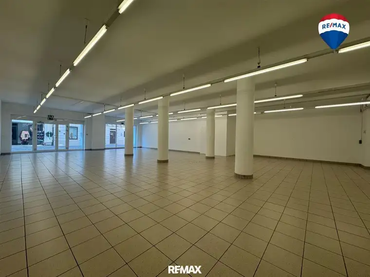 ! PREISGESENKT ! Geschäftslokal / Büro in der Eferdinger Schmiedstraße