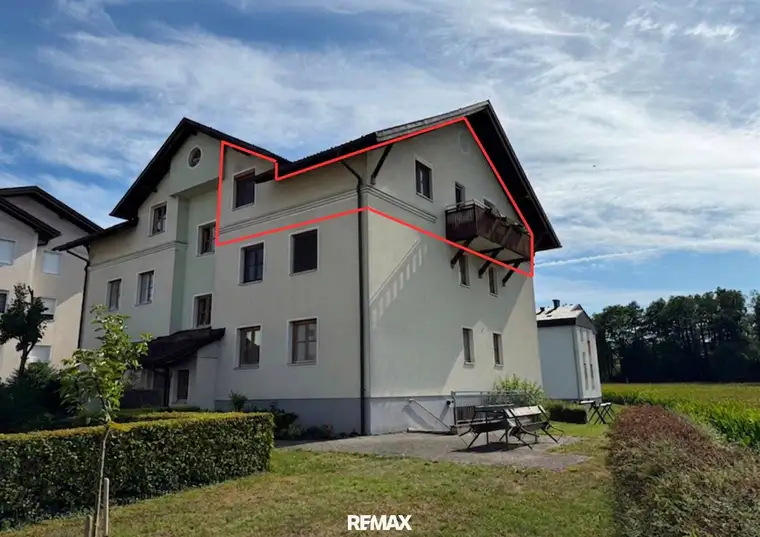 Ruhige 3-Zimmer-Wohnung mit Balkon &amp; Kaminofen