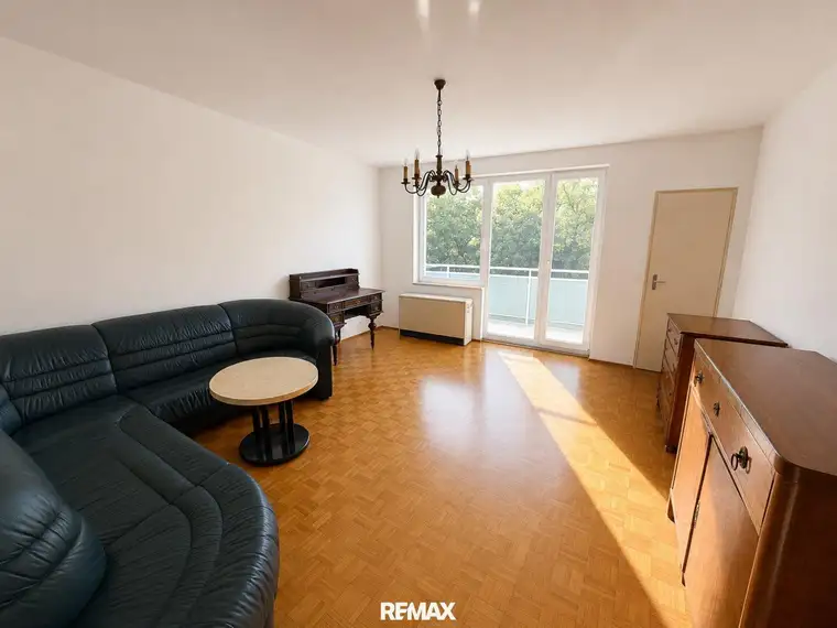 Gepflegte 3 Zimmer-Wohnung mit Loggia und Lift in Eferding!