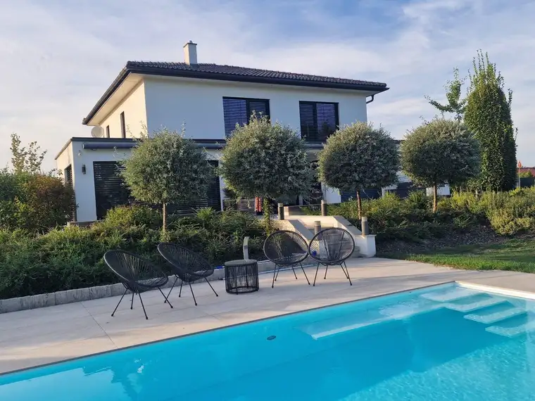 Juwel in der Weststeirischen Toskana - stylische Traumvilla mit Park und Pool