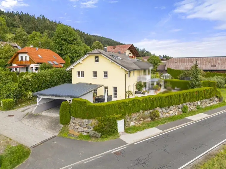 Sonne, Aussicht &amp; viel Platz – Doppelhaushälfte in begehrter Lage bei Velden