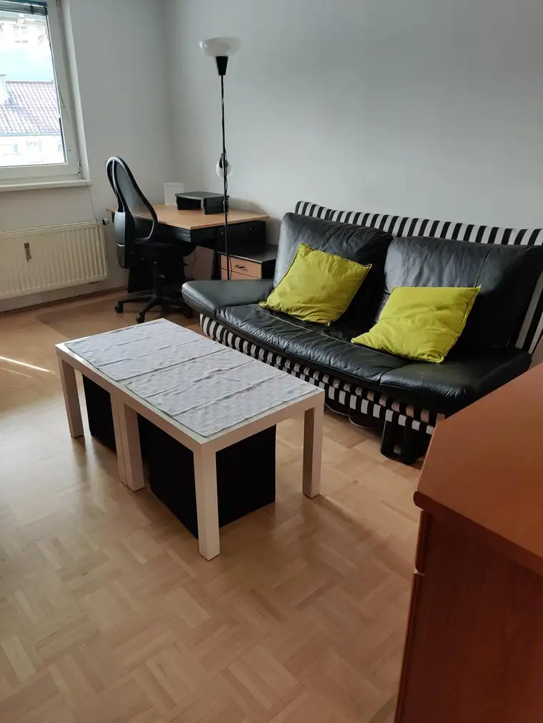 MÖBLIERTE und AUSGESTATTETE Wohnung zur MITTELFRISTIGEN Miete (3-6 Monate) - GESAMTMIETE (also inkl. Wasser, Strom, Heizung, Internet) - sehr gut und praktisch gelegen, Küche und Badezimmer beides NEU