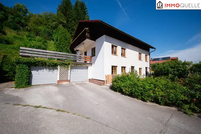 Familienfreundliches Einfamilienhaus mit Herz und Perspektive! Mit Sonnenterrasse, zwei Garagen, gepflegtem Garten und modernisierter Ausstattung – sofort einziehen und die Naturkulisse der Steyr genießen.