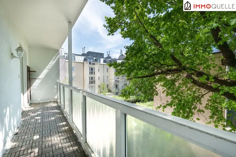 Ruhig wohnen, urban leben - Helle 4-Zimmer-Wohnung mit Lift, südseitiger Loggia, flexiblem Grundriss und ruhigem Grünblick nahe der Mariahilfer Straße