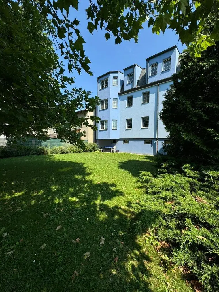 Geräumige 3-Zimmer-Wohnung mit Balkon in Kledering