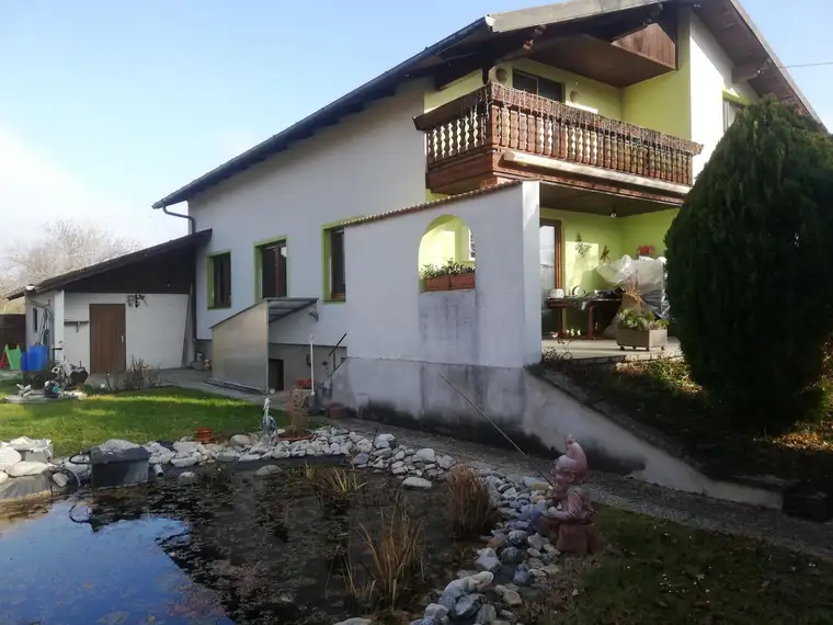 Einfamilienhaus mit Pool und Garten in Gaindorf