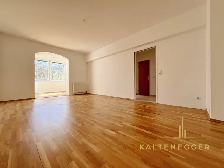 3 Zimmerwohnung mit Loggia und Gemeinschaftsgarten