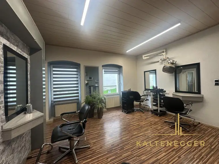 Friseursalon voll ausgestattet und bezugsfertig - Top Lage