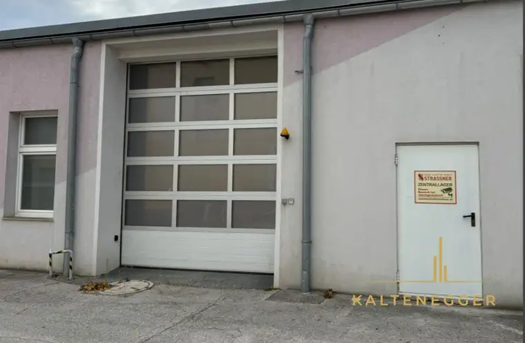 Lagerhalle mit WC´s, Dusche und Küche