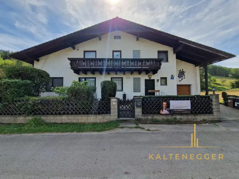 Haus mit entzückendem Garten, Sauna, Wintergarten &amp; viel Ausbaupotenzial