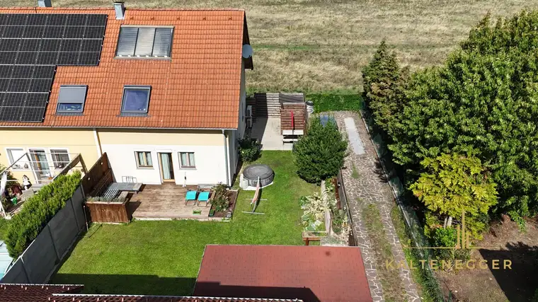 LEBENSQUALITÄT: Doppelhaushälfte mit Garten, Kamin &amp; Wohlfühlfaktor