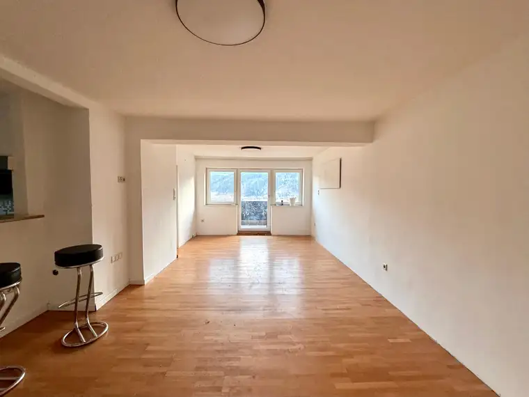 Wohnung mit Ausbaupotenzial – zusätzliche Fläche durch Dachboden