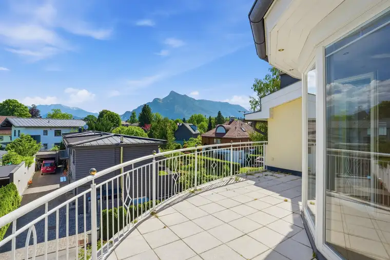 Großzügige Terrassen- Dachgeschosswohnung in Morzg-Kleingmain