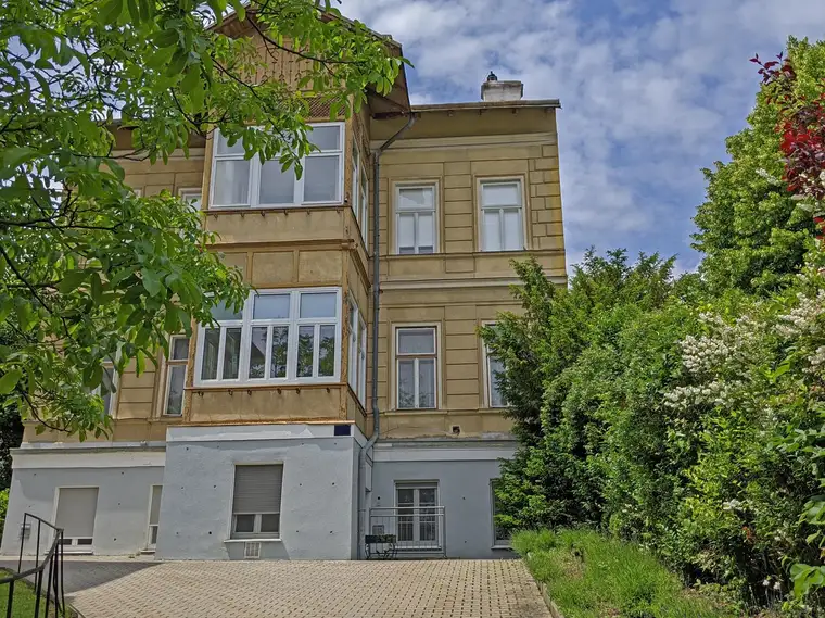 "Nähe HTL und ZENTRUM!" Garconniere in Grünruhelage!